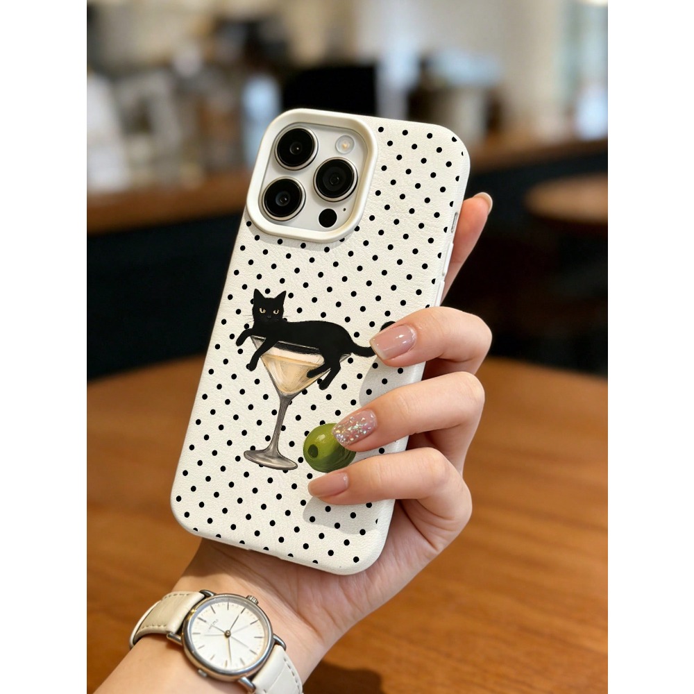 ワイングラスに入った芸術的な猫のイラスト入りスマホケース、i - Wine & Beer Shop Photos のレビューと価格